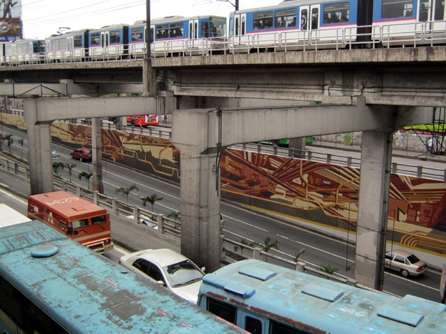 The Boysen KNOxOUT Project: EDSA mural at Cubao by Tapio Snellman