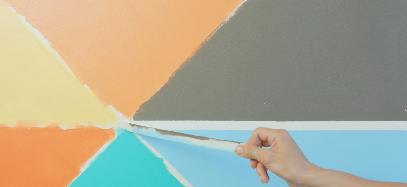 DIY Geometric Wall | Krafty Kriz