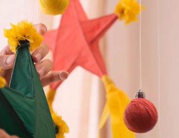 Make Your Own Christmas Parol Mobile | MyBoysen