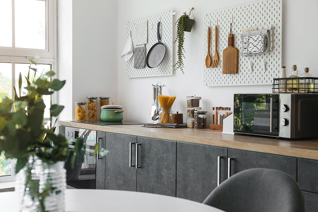 Organized kitchen counter