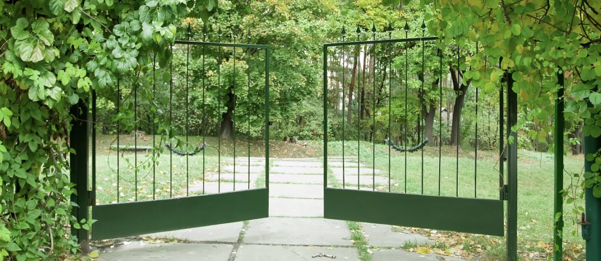 3 Boysen Paint Products for Your Metal Gate | MyBoysen